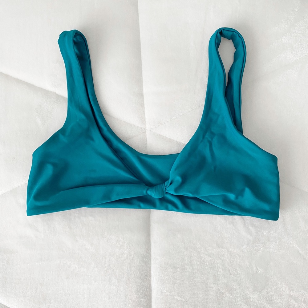 Never worn blackbough top